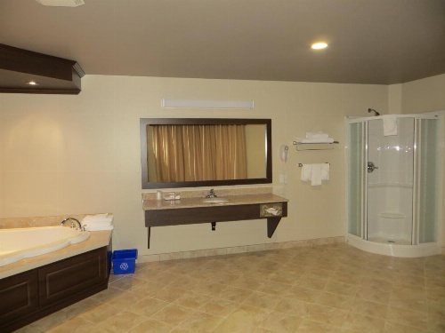 Villegiature Deux Rivieres Resort image 38