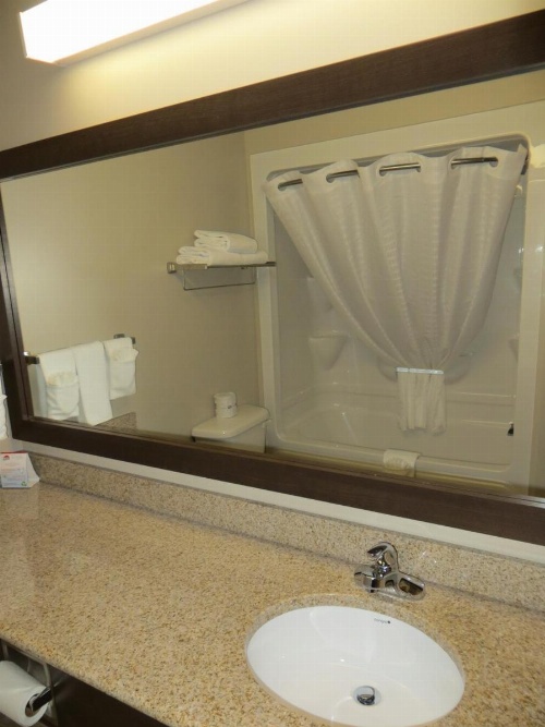 Villegiature Deux Rivieres Resort image 41