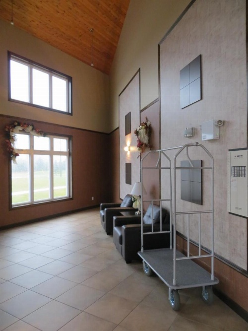 Villegiature Deux Rivieres Resort image 43